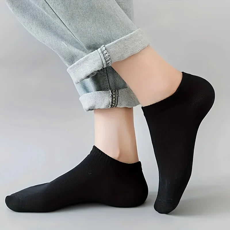 Unisex Low-Cut Ankle Socks – 30/50 Pairs Non-Slip Summer Short Socks - 25 Black 25 White