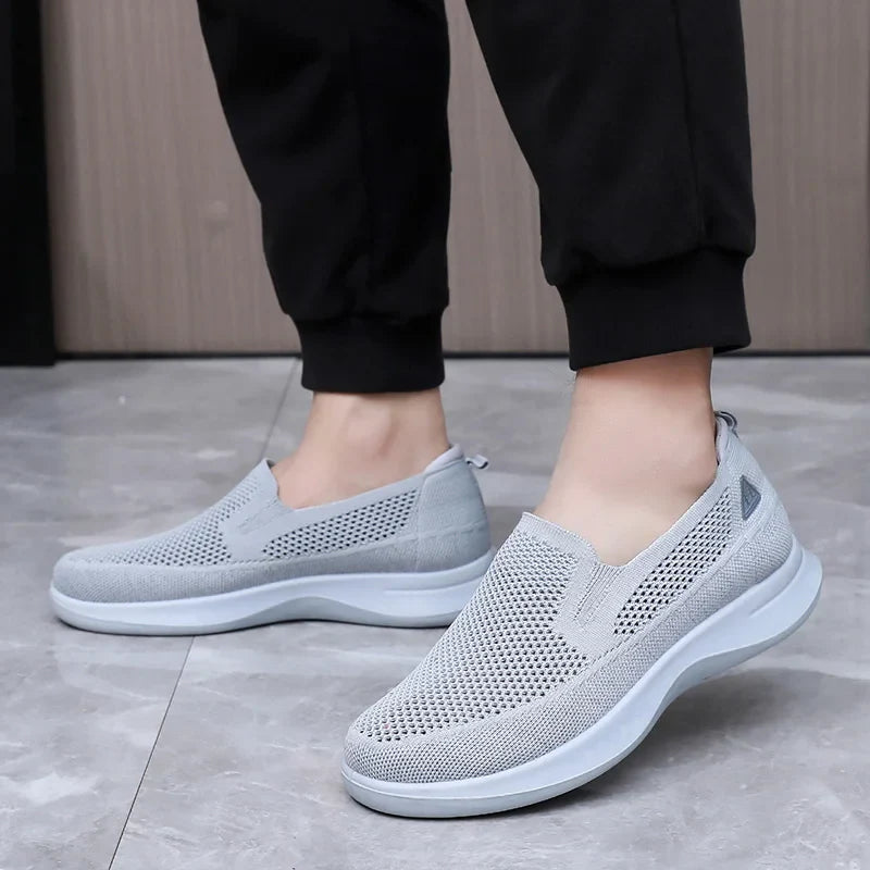 Men's Shoes Casual Shoes Summer New Mesh Breathable Men's Shoes Walking Shoes Lightweight Non-slip Soft Sole Men's Shoes